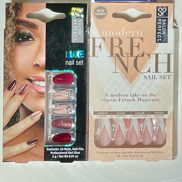 Press-On Nail Bundle - Picture 2 of 3